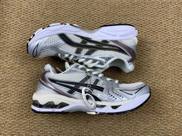 Asics Gel Kayano 14 Sneaker 'Plateado negro'