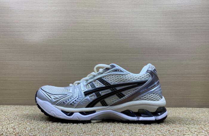 Asics Gel Kayano 14 Sneaker 'Plateado negro'