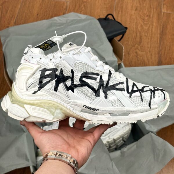Balenciaga Runner Graffiti White 2 Balenciaga Runner Graffiti 'White'