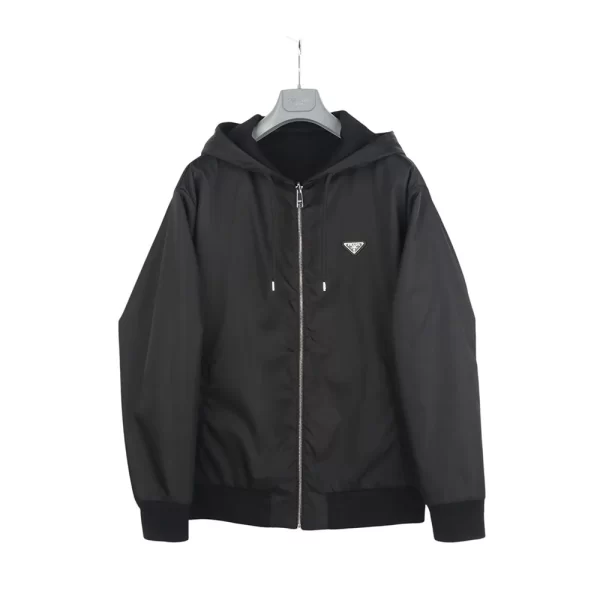 Prada Reversible Cotton Fleece & Re-Nylon Hoodie destacada Prada Reversible Cotton Fleece & Re-Nylon Hoodie